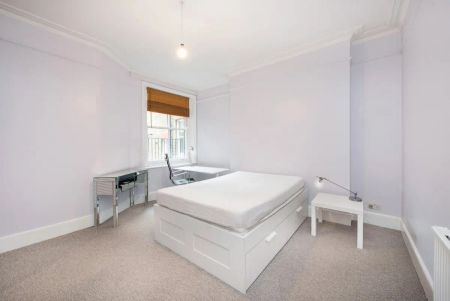 2 bedroom flat in Widley Road - Photo 3