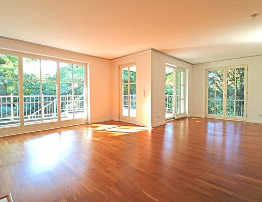 Exklusive Hochparterrewohnung mit großer Südterrasse - Foto 1