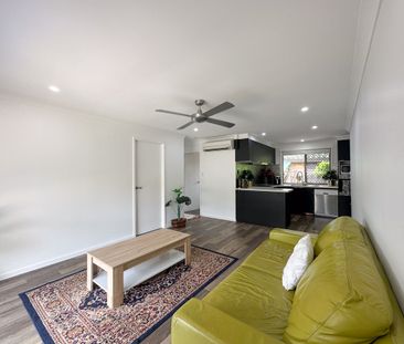 2/11 Napper Road, Parkwood - Photo 2