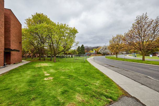For Lease - 71 Guildwood Parkway Unit# 218, Toronto, Ontario - Photo 1