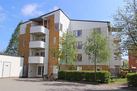 Södra Järnvägsgatan 29 - Photo 2