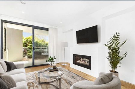 North Manly, 10/3 Corrie Road - Photo 3