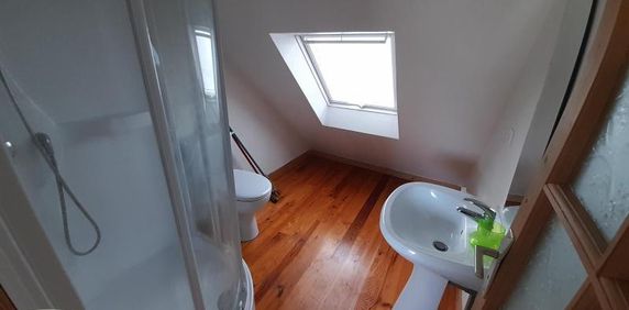 Location Appartement 1 pièce 14m² CHERBOURG-EN-COTENTIN 50100 - Photo 2