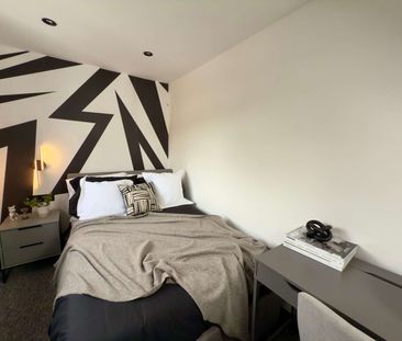 Brand-New All-Ensuite Urban Luxury House-Share - Photo 4