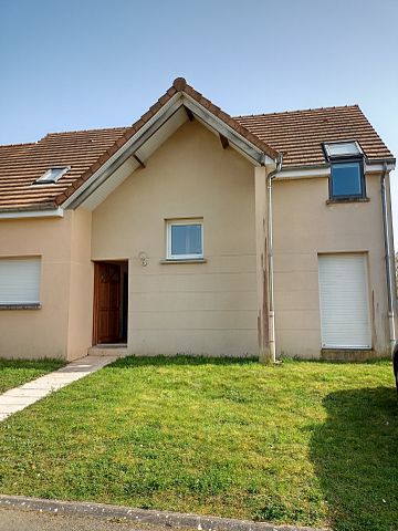 Maison avec terrasse 4 chambres en location à Ardenay-Sur-Mérize - Photo 2