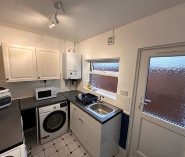 3 bedroom house - Photo 6