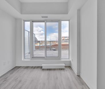 For Lease - 220 Missinnihe Way Unit# 324, Mississauga, Ontario - Photo 2