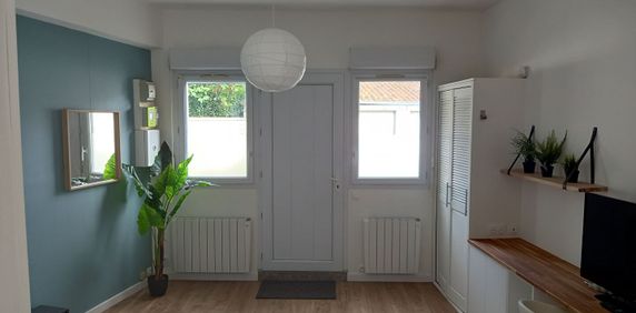 Location Appartement 1 pièce 23m² ROCHEFORT 17300 - Photo 2