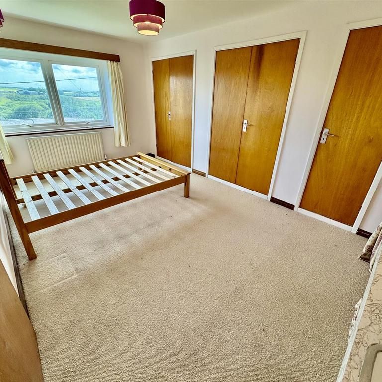 4 bedroom detached house to rent - Photo 1