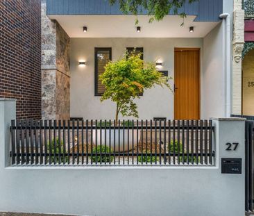 "Semi Detached Brand-New Inner City Sanctuary" - Photo 2