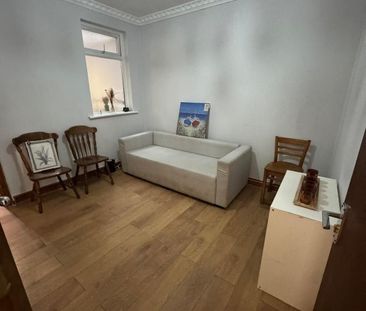 Room in a Shared House, Church Road, E10 - Photo 5
