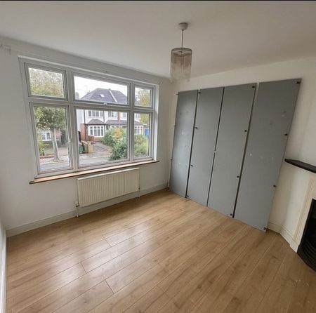 2 Bed Flat, Northampton Road, CR0 - Photo 5