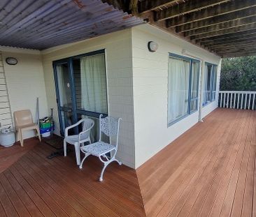 RED BEACH - One Bedroom Private Space - Peaceful - Photo 2