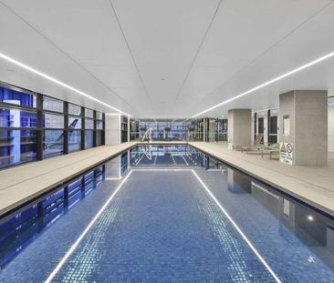 SPACIOUS ONE BEDROOM APARTMENT AT THE DUO BUILDING - Photo 5