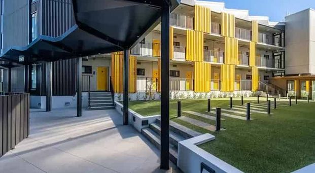 Modern Studio at 15 Union Street, City Centre - Photo 1