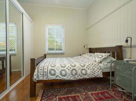 A New Home for the New Year! - Photo 4