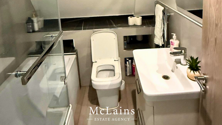 2 bedroom flat to rent - Photo 5