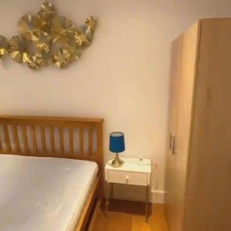 1 Bed Flat, Umberston Street, E1 - Photo 1