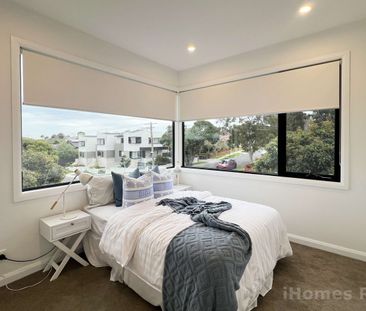 Brand New Four-Bedroom Townhome Living in Avondale Heights - Photo 5