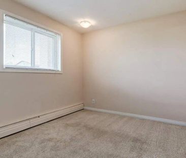 - 2 Bedroom at Hawkwood - Photo 6
