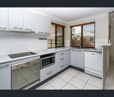 Three Bedroom Townhouse Close To Uni And Lavarack Barracks - Photo 5