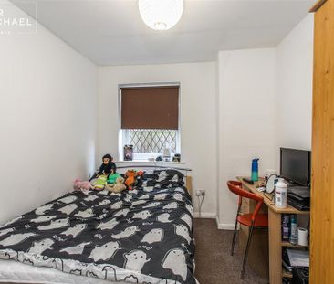 7 bedroom semi-detached house to rent - Photo 5