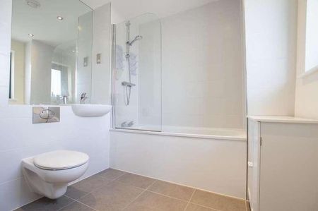 Pinnacle House, EN1 - Photo 3