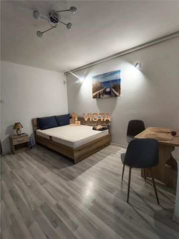 Spre inchiriere garsoniera utilata si mobilata, Centrul Civic, Brasov - Fotografie 3