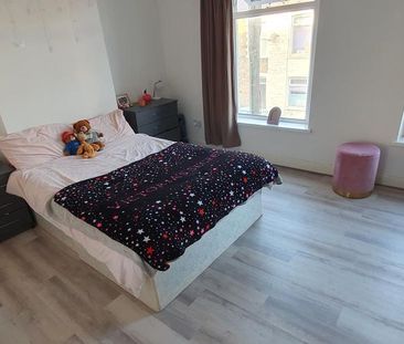 4 bedroom house to rent - Photo 5