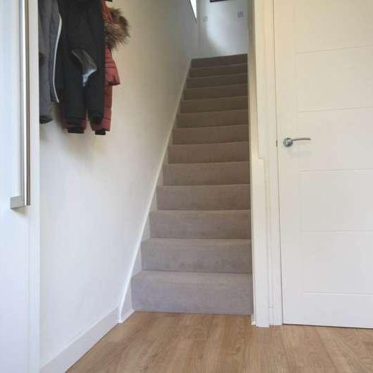 Weedon Road, Aylesbury, HP19 - Photo 1