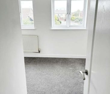 Queens Ave, Glazebury, WA3 - Photo 6