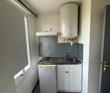 Location Appartement 1 pièce 18m² CLERMONT FERRAND 63000 - Photo 2