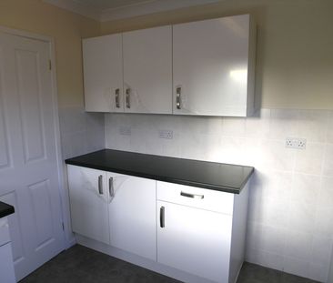 The Springs, Cradley Heath, B64 6SF - Photo 4