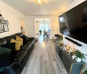 3 bedroom terraced house to rent - Photo 1