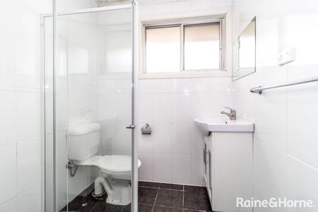 Neat & Tidy Villa - Photo 5