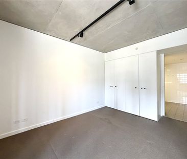 811/152 Sturt Street - Photo 2