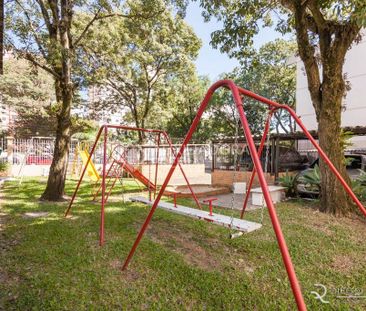 Apartamento com 2 quartos e 55m² para alugar em Humaitá, Porto Alegre. - Photo 4