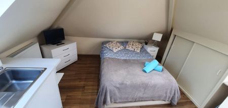 Studio to rent - Photo 4