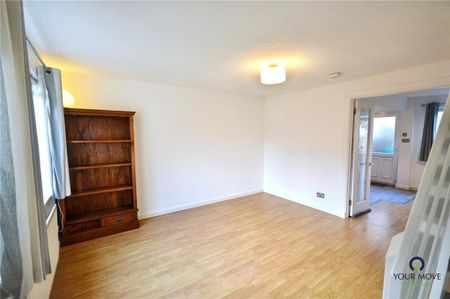 3 bedroom semi-detached house to rent - Photo 2