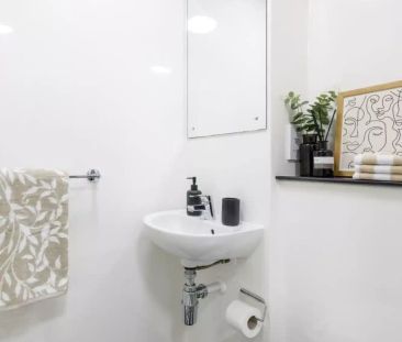 Standard En-suite - Photo 3