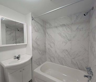 Appart Rénové 4.5 - Photo 2