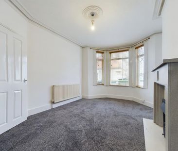 4 bedroom terraced house to rent - Photo 5