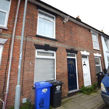 2 bedroom house available - Elliot St, IP1 - Photo 1