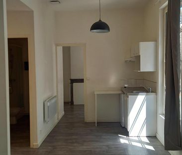 Location Appartement 2 pièces 36m² BORDEAUX 33000 - Photo 5