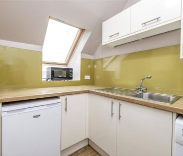 2 bedroom flat to rent - Photo 5