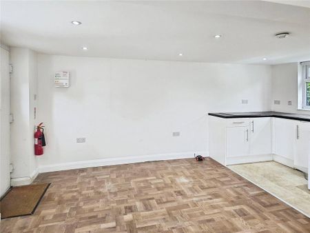 1 bedroom semi-detached house to rent - Photo 5