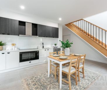 Room 3/ 43 Edgar St, Werribee, Vic 3030 - Photo 1