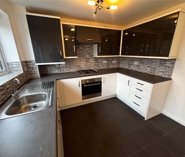 3 bedroom semi-detached house to rent - Photo 6