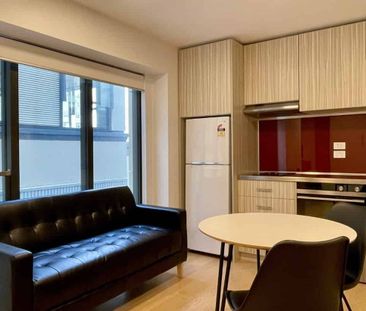 Modern Inner City Apartment - Photo 4