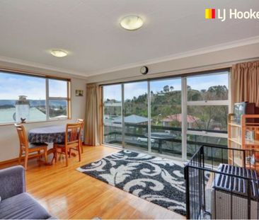 Location, sun and space! - Photo 1